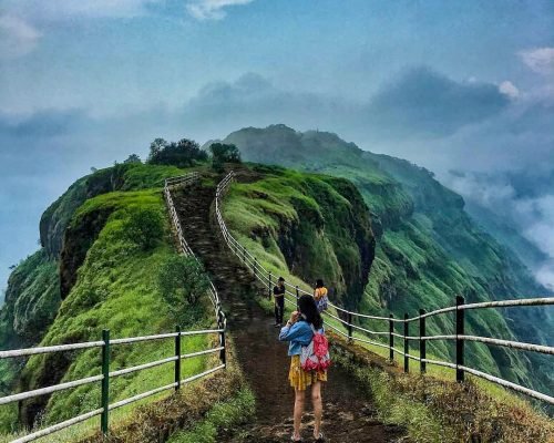 Mahabaleshwar Group Departure 